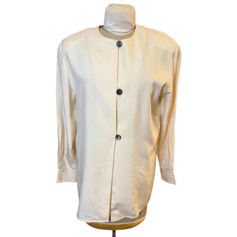 Real Clothes by Saks Fifth Avenue 100% Silk Tunic Sz. M Cream w/Black Buttons